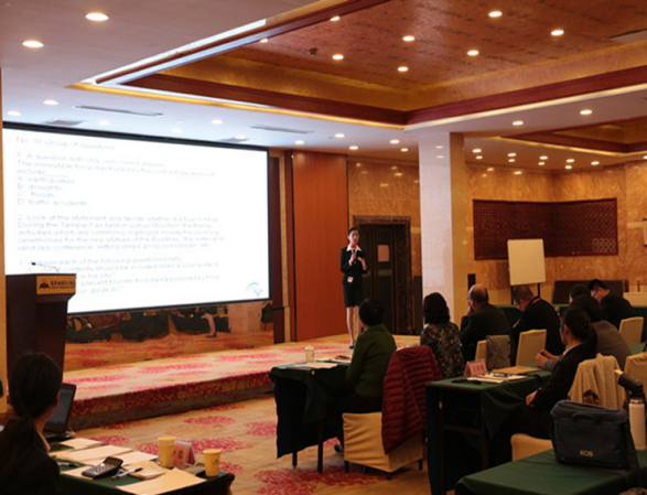 女同做爱学子在2017年安徽省导游大赛中荣获英文组第三名